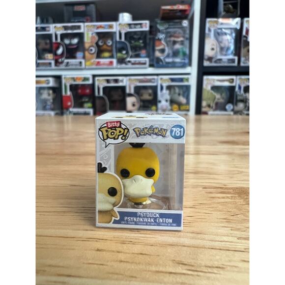 RARE CHASE BITTY Psyduck Pokemon Funko Pop #781 Pokémon Vinyl Figure TCG Psychic - Picture 1 of 6